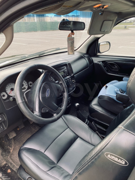 Ford Maverick II, 5 мест, 2004 г.