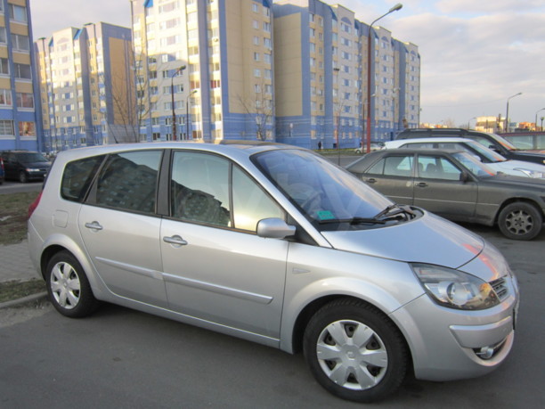 Renault Grand Scenic II · Рестайлинг, 7 мест, 2009 г.