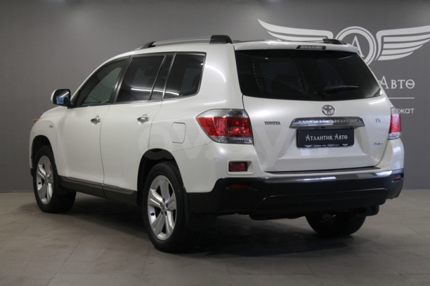Toyota Highlander II (XU40) · Рестайлинг, 2011 г.