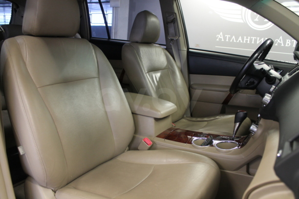 Toyota Highlander II (XU40) · Рестайлинг, 2011 г.