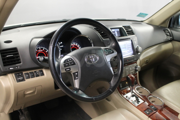 Toyota Highlander II (XU40) · Рестайлинг, 2011 г.