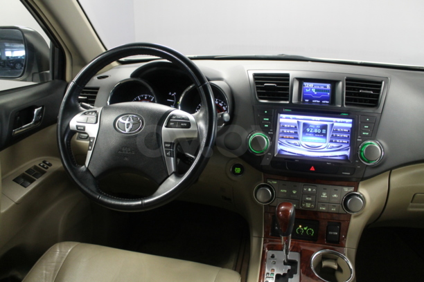 Toyota Highlander II (XU40) · Рестайлинг, 2011 г.