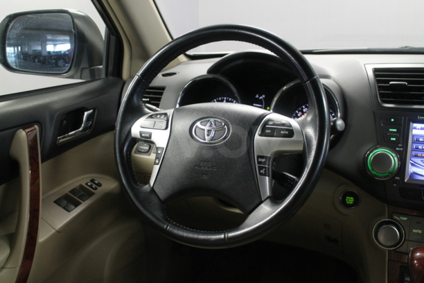 Toyota Highlander II (XU40) · Рестайлинг, 2011 г.