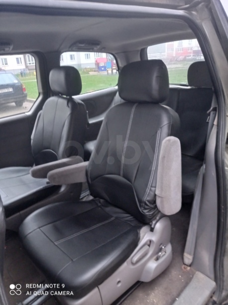 Kia Carnival I, 7 мест, 2000 г.