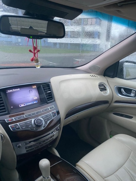 Infiniti JX, 7 мест, 2013 г.