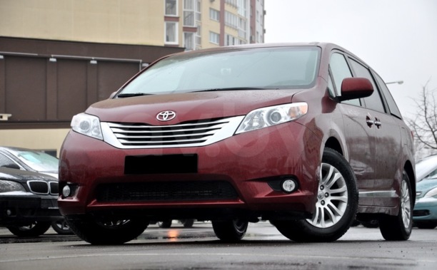 Toyota Sienna III (XL30), 7 мест, 2017 г.
