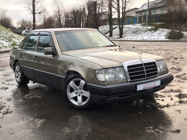 Mercedes-Benz E-Класс W124, S124, C124, A124, 1993 г.
