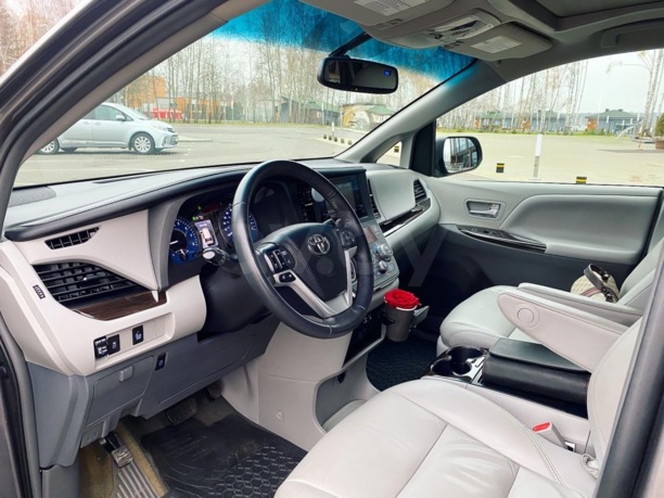 Toyota Sienna III (XL30), 2017 г.