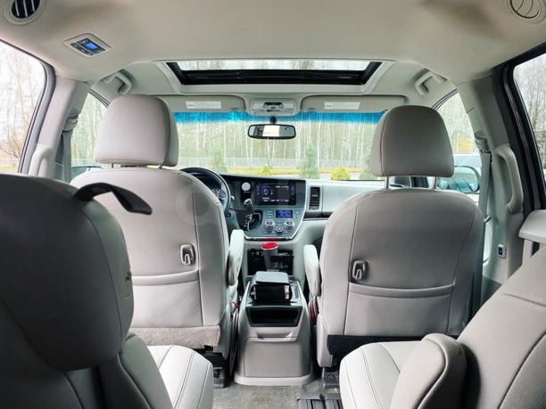 Toyota Sienna III (XL30), 2017 г.