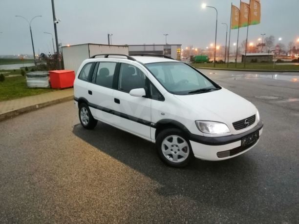 Opel Zafira A, 7 мест, 1999 г.
