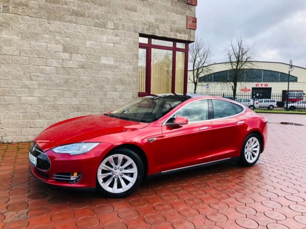 Tesla Model S I, 2013 г.
