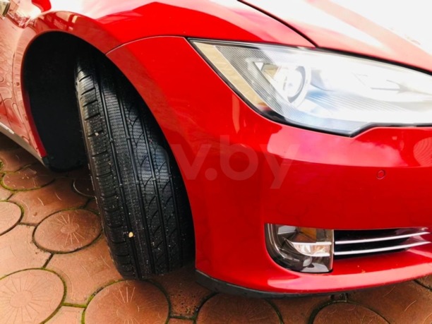 Tesla Model S I, 2013 г.