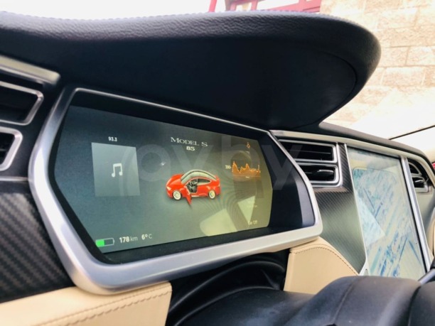 Tesla Model S I, 2013 г.
