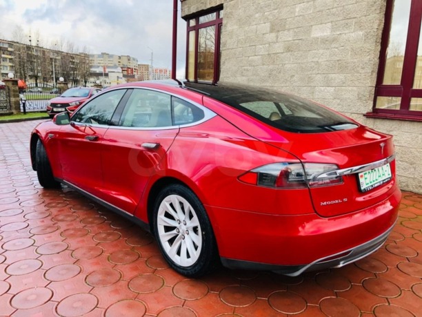 Tesla Model S I, 2013 г.