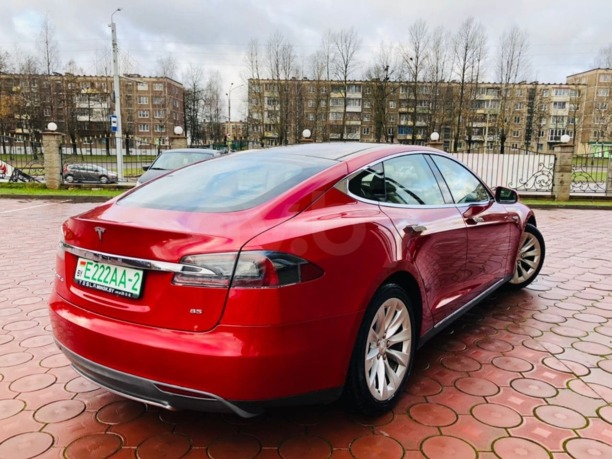 Tesla Model S I, 2013 г.