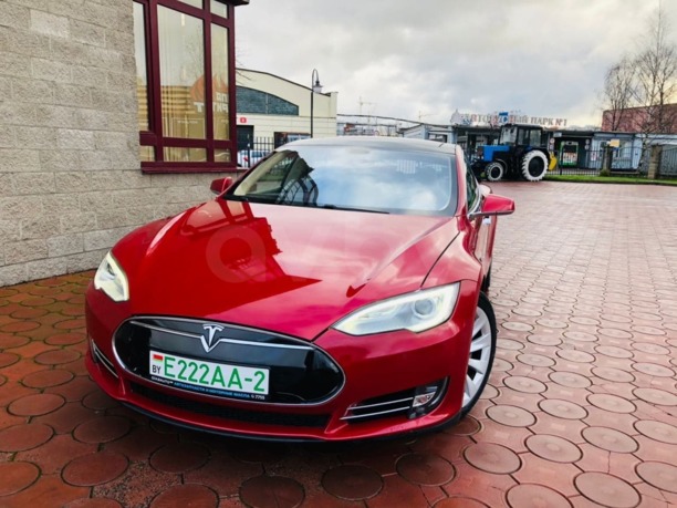 Tesla Model S I, 2013 г.