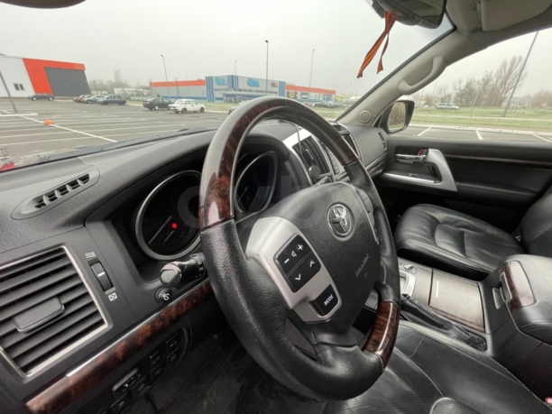 Toyota Land Cruiser J200 · Рестайлинг, 2013 г.