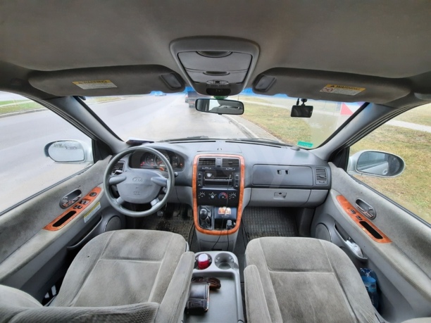 Kia Carnival I · Рестайлинг, 2003 г.