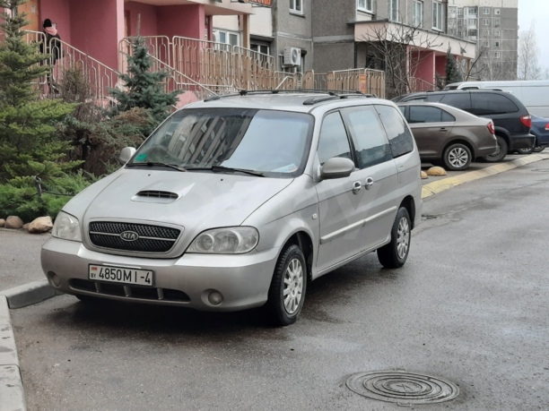 Kia Carnival I · Рестайлинг, 2003 г.