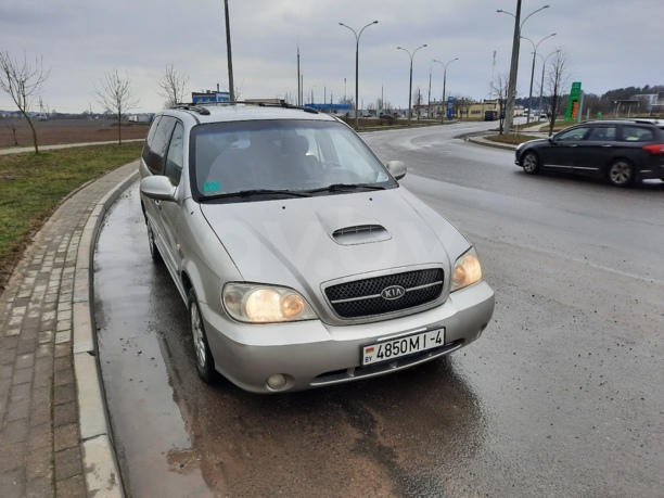 Kia Carnival I · Рестайлинг, 2003 г.