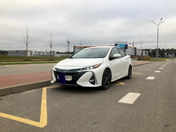 Toyota Prius Prime, 2017 г.
