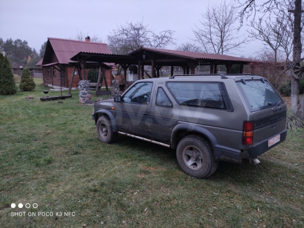 Nissan Terrano WD21, 5 мест, 1990 г.