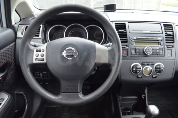 Nissan Tiida I (C11) · Рестайлинг, 2011 г.