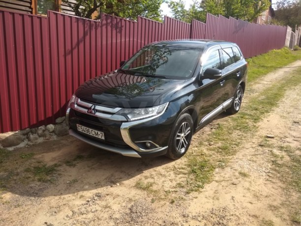 Mitsubishi Outlander III · 2-й рестайлинг, 5 мест, 2015 г.