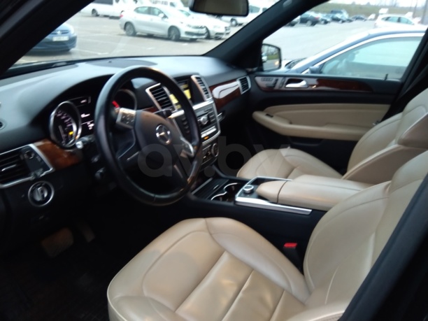 Mercedes-Benz M-Класс W166, 5 мест, 2012 г.