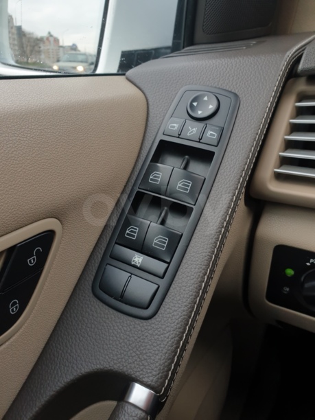 Mercedes-Benz R-Класс W251 (2-Рестайлинг), 7 мест, 2011 г.