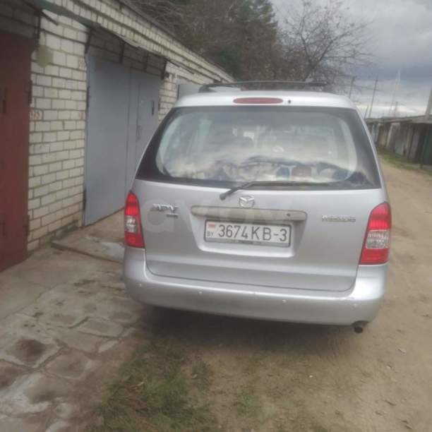Mazda MPV II, 7 мест, 2000 г.