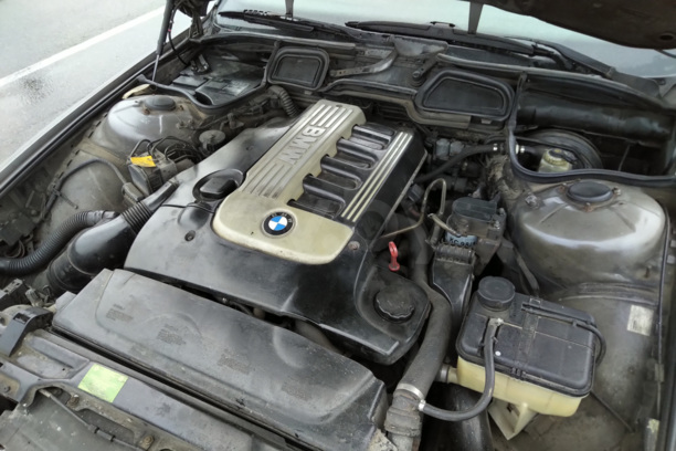BMW 7 серия E38, 1999 г.