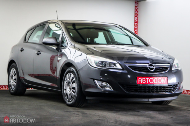 Opel Astra J, 2011 г.