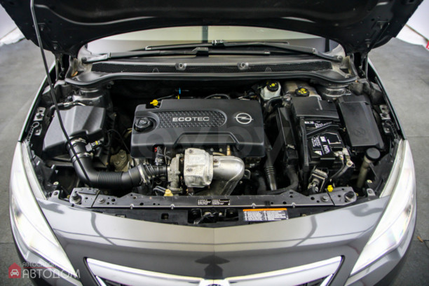 Opel Astra J, 2011 г.