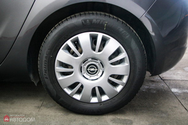 Opel Astra J, 2011 г.
