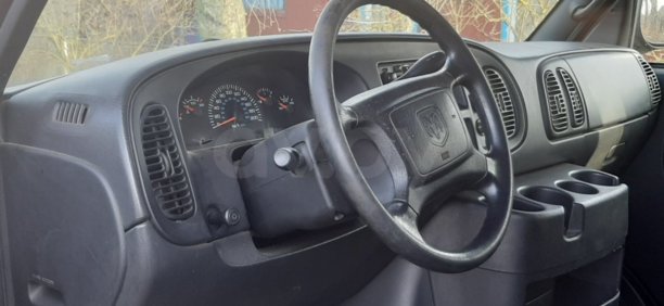 Dodge RAM Van 2500, 2001 г.
