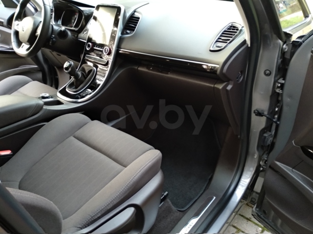 Renault Espace V, 5 мест, 2016 г.