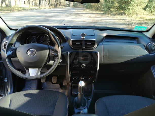 Nissan Terrano V, 5 мест, 2017 г.