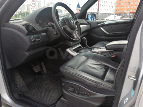 BMW X5 E53, 5 мест, 2001 г.