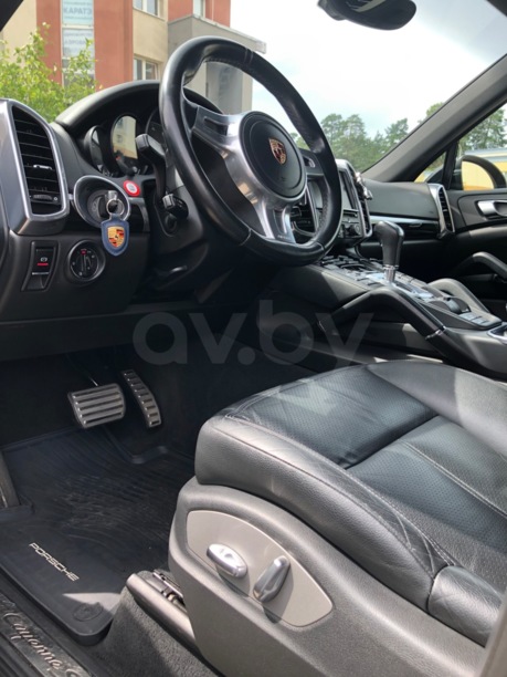 Porsche Cayenne 958, 2010 г.