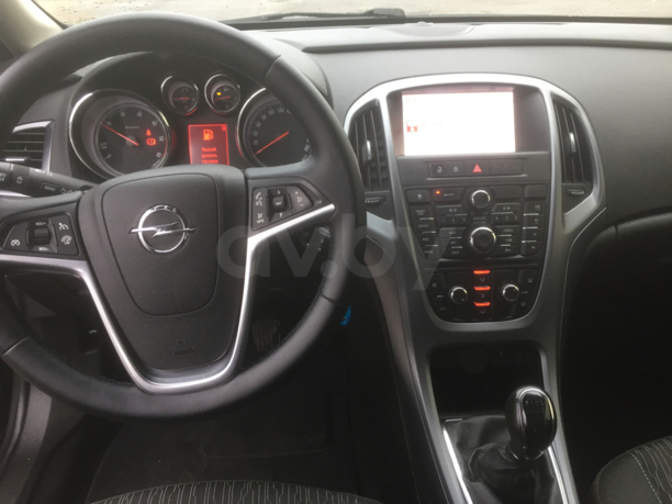 Opel Astra J · Рестайлинг, 2013 г.