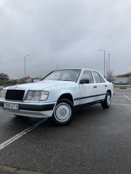 Mercedes-Benz E-Класс W124, S124, C124, A124, 1986 г.