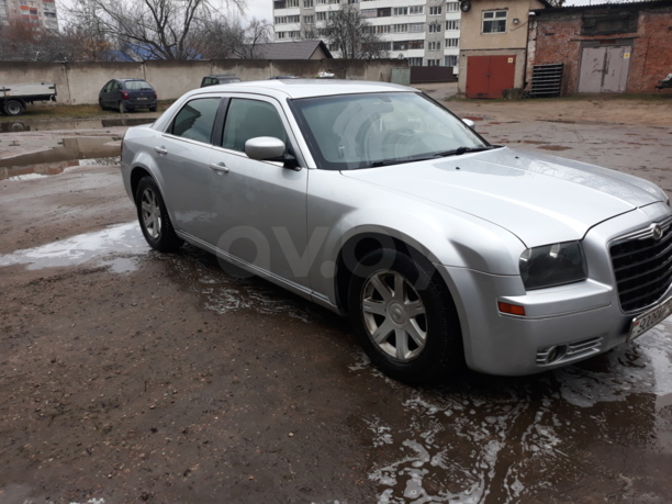 Chrysler 300С I, 2004 г.