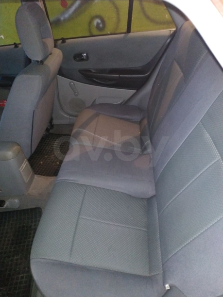 Mazda 323F, 2002 г.