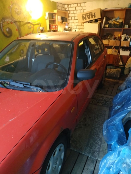 Mazda 323F, 2002 г.