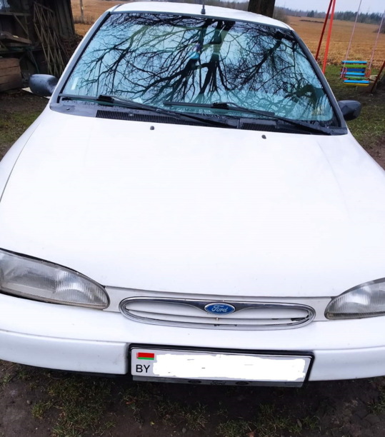 Ford Mondeo I, 1995 г.