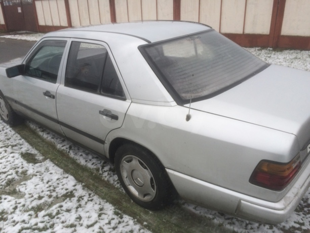 Mercedes-Benz E-Класс W124, S124, C124, A124, 1988 г.