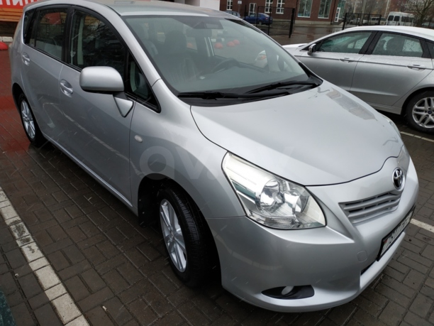 Toyota Verso I, 2011 г.