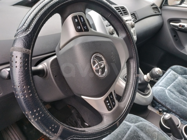 Toyota Verso I, 2011 г.