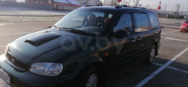 Kia Carnival I, 7 мест, 2001 г.